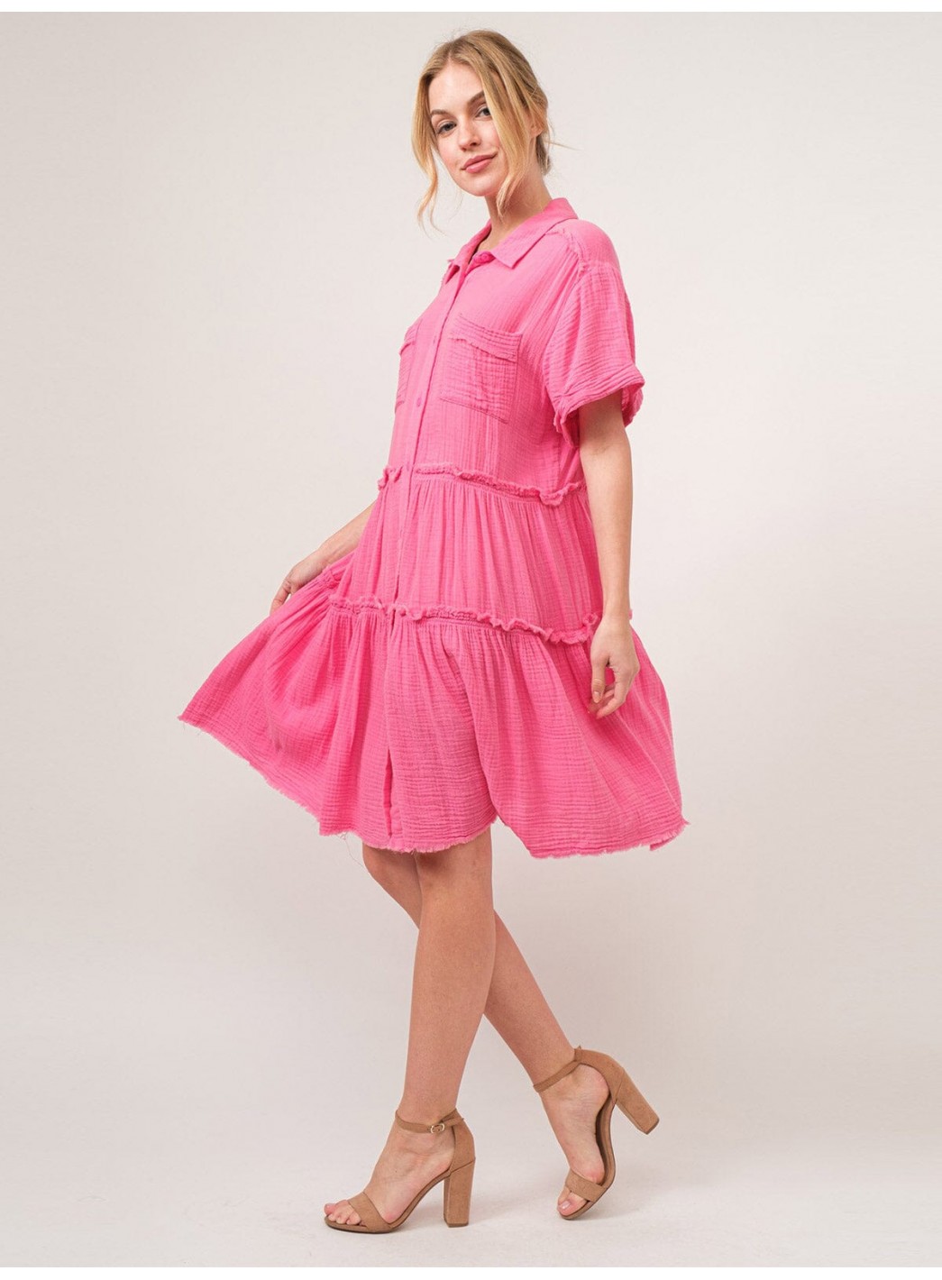 WOMEN'S SHORT SLEEVE BUTTON CLOSURE TIER...