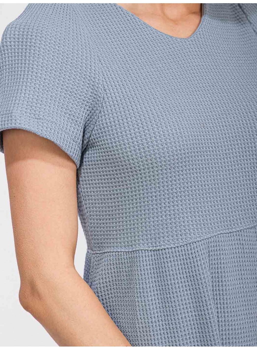 WOMEN'S SHORT SLEEVE FRONT POCKETS TIERED WAFFLE MIDI DRESS