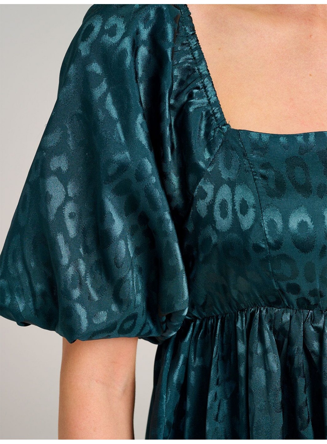 WOMEN'S SHORT PUFF SLEEVE SQUARE NECK FIT & FLARE MINI DRESS