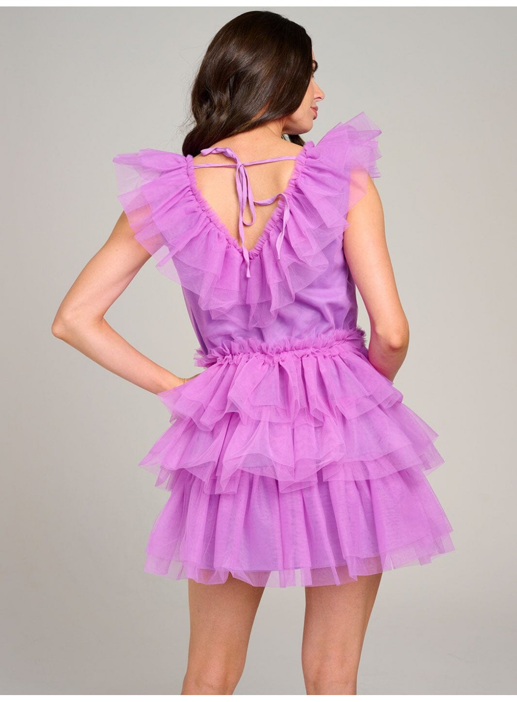 WOMEN'S SLEEVELESS V-NECK ORGANZA TIERED RUFFLE MINI DRESS