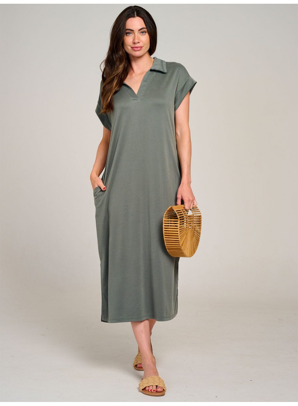 WOMEN'S SHORT SLEEVE V-NECK SIDE SLIT FRONT POCKET LOOSE FIT MAXI DRESS