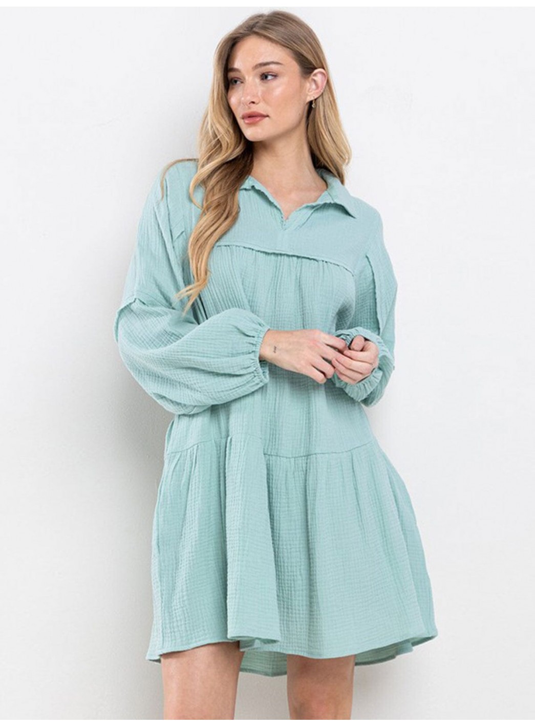 WOMEN'S LONG SLEEVE V-NECK FRONT POCKETS TIERED MIDI DRESS